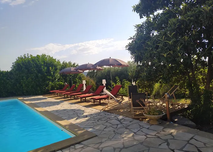 Le Domaine Du Soulier -Gite Et Chambres D\'Hotes - La Maison Du Gardien