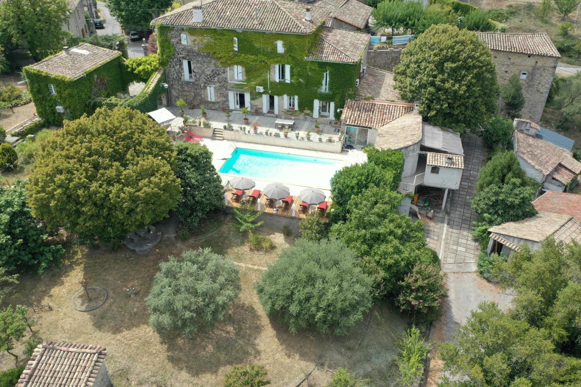 Le Domaine Du Soulier -gite Et D'hotes - La Maison Du Gardien *
