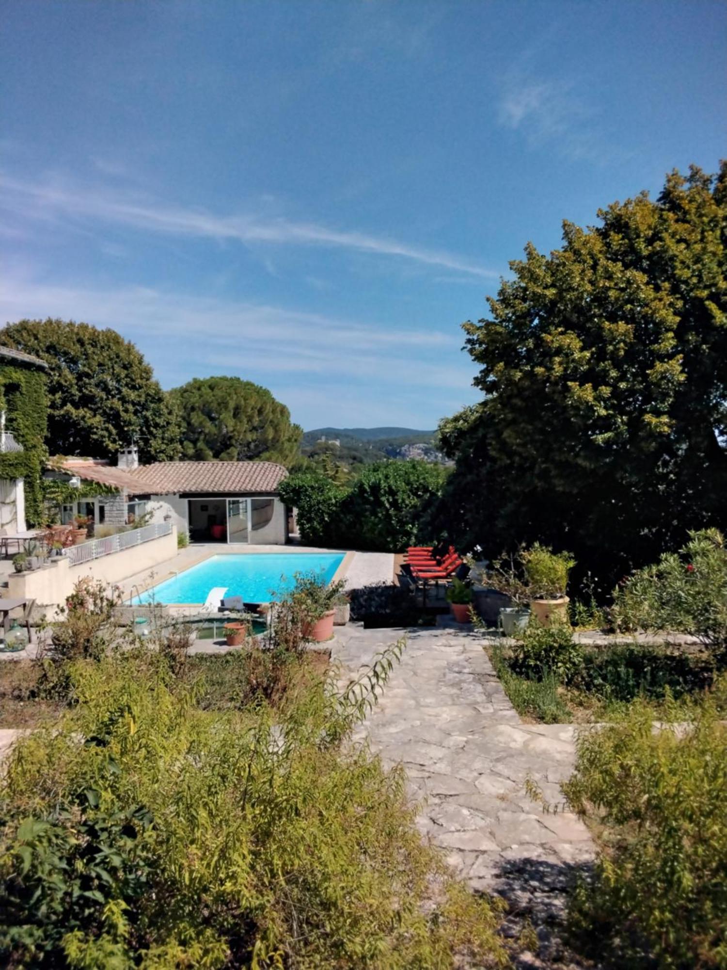 Le Domaine Du Soulier -gite Et D'hotes - La Maison Du Gardien * Tornac