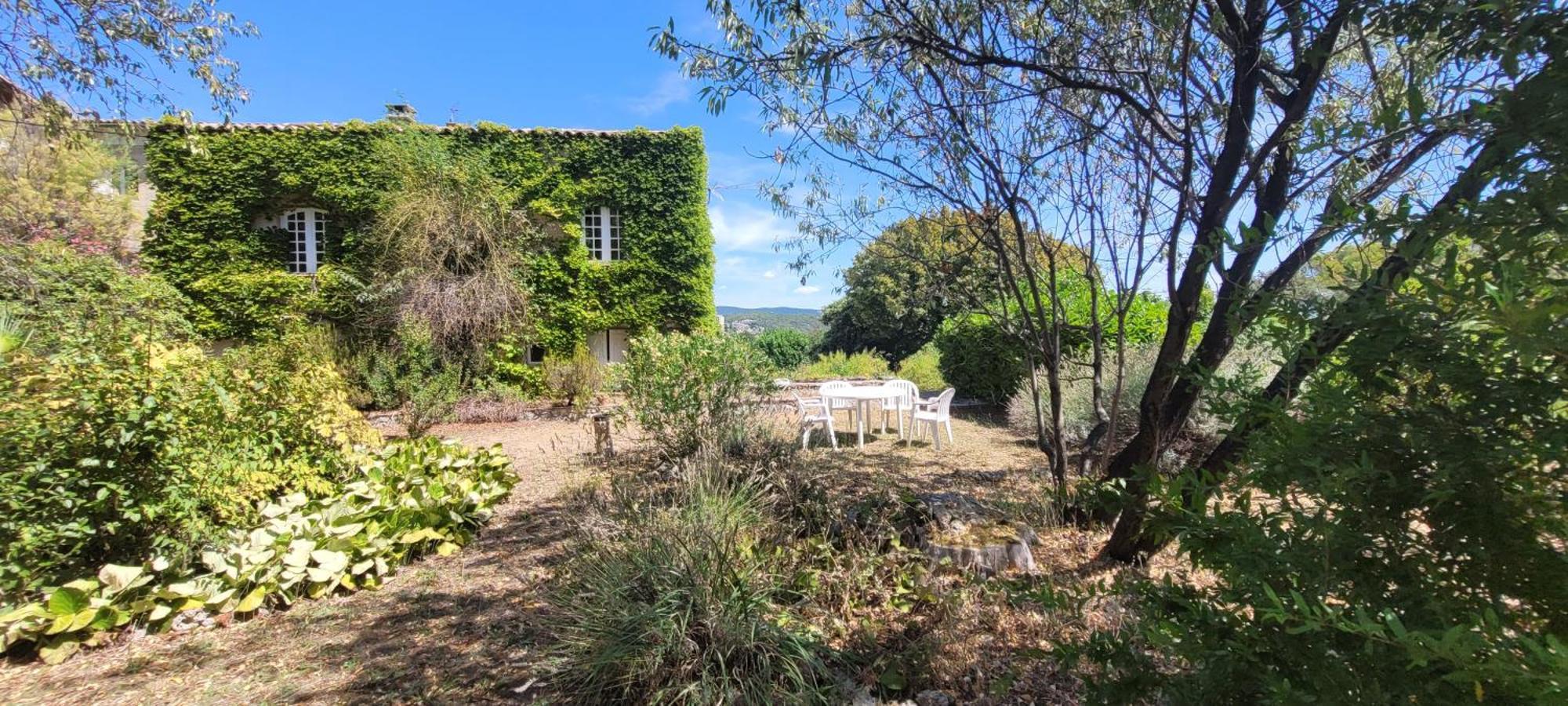Appartement Le Domaine Du Soulier -gite Et D'hotes - La Maison Du Gardien