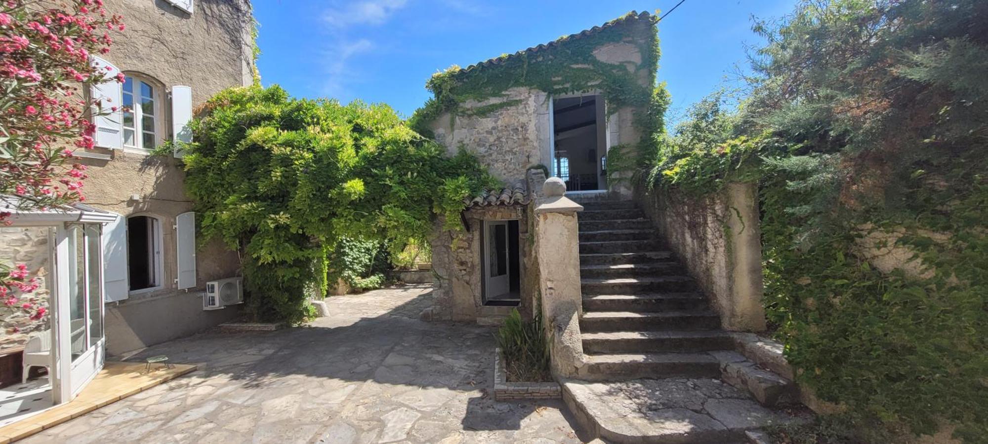 Le Domaine Du Soulier -gite Et D'hotes - La Maison Du Gardien Appartement
