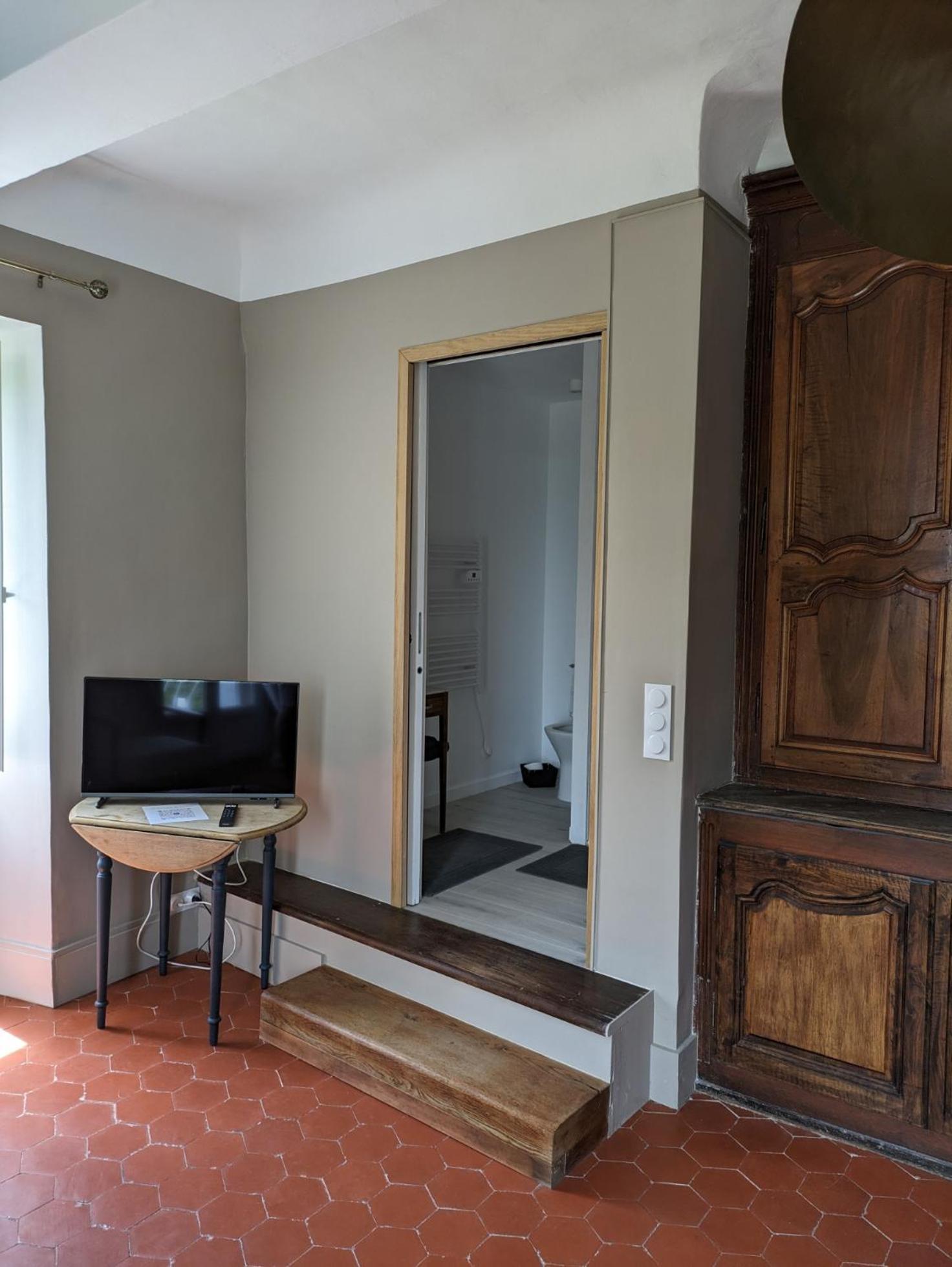 Appartement Le Domaine Du Soulier -gite Et D'hotes - La Maison Du Gardien