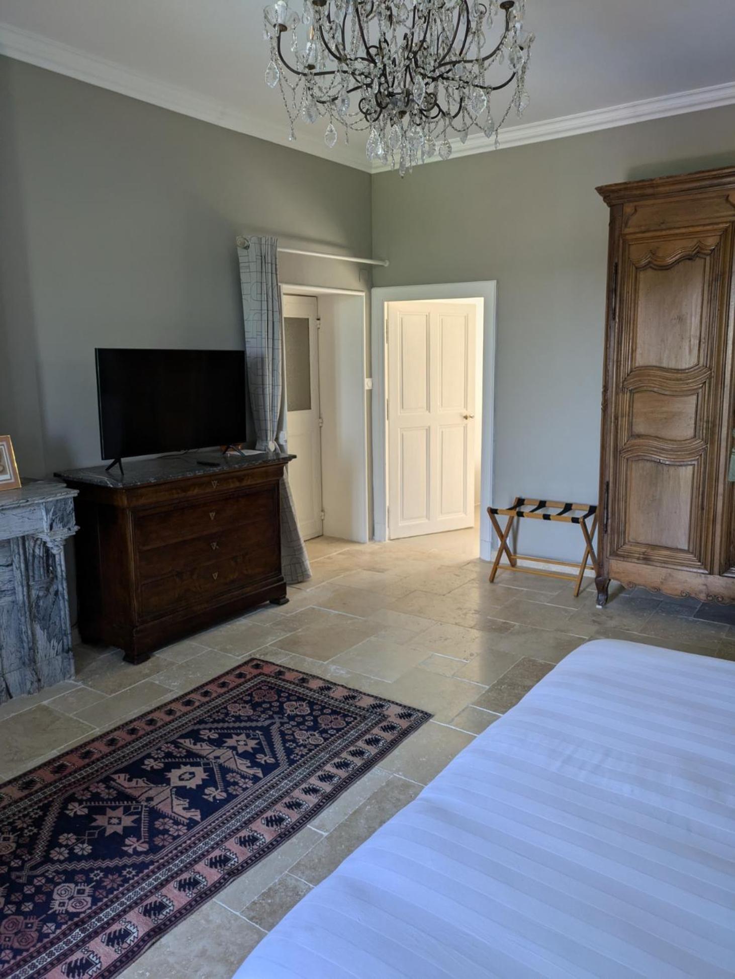 Le Domaine Du Soulier -gite Et D'hotes - La Maison Du Gardien * Tornac