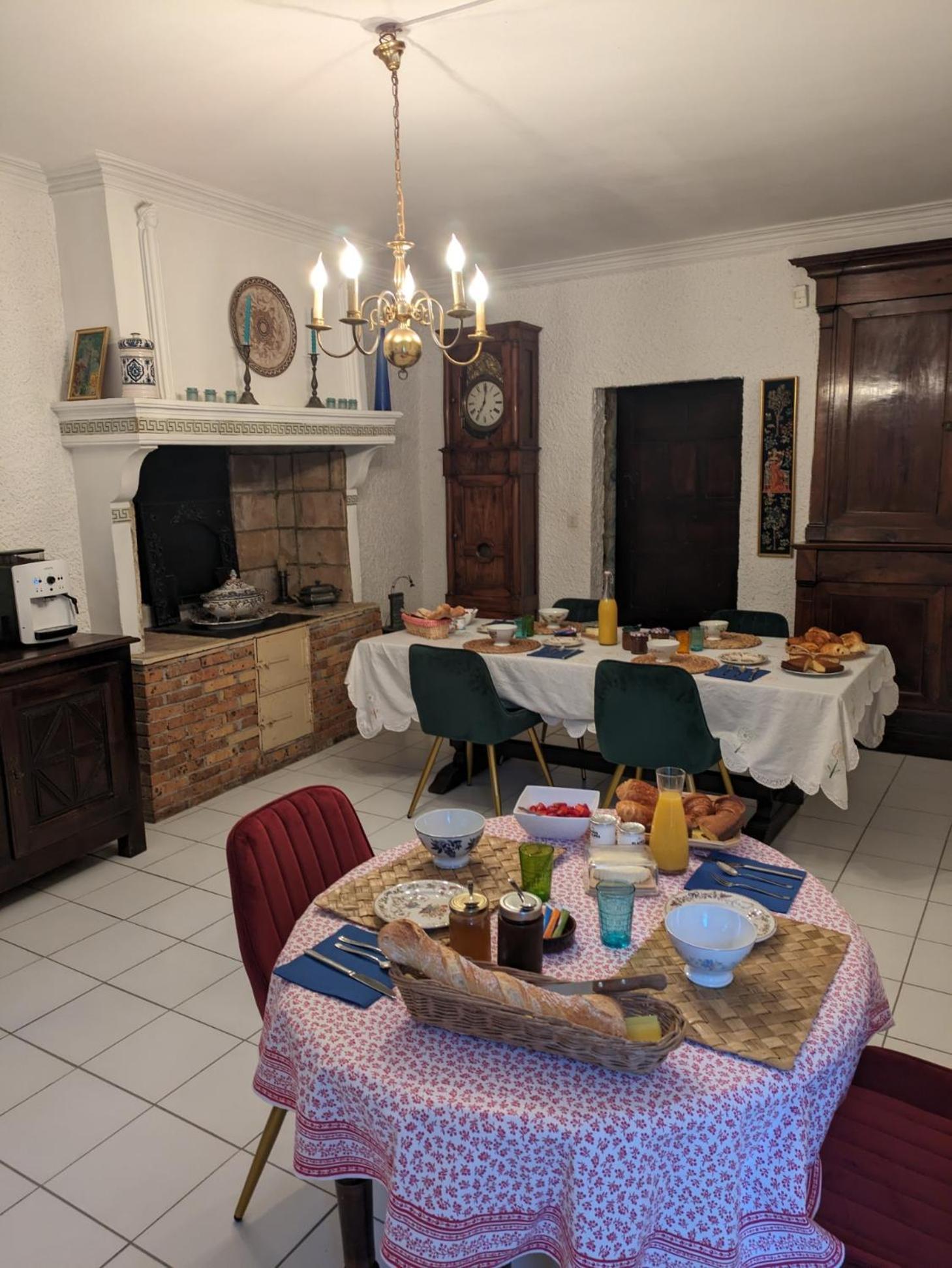 Apartment Le Domaine Du Soulier -gite Et D'hotes - La Maison Du Gardien